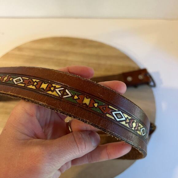 Brown Painted Tooled Southwestern Genuine Leather Brass Buckle Belt Size Large - Picture 3 of 12